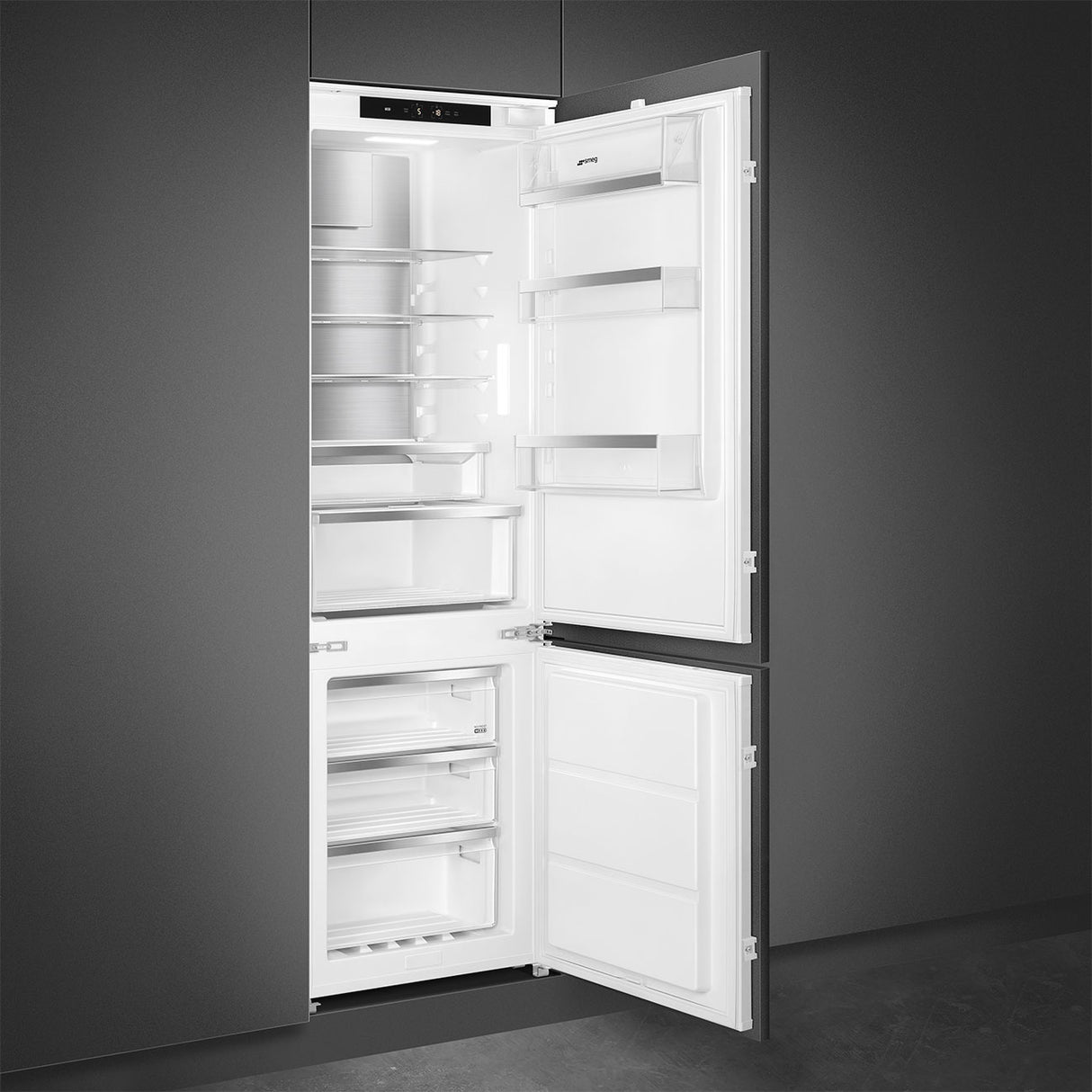 Smeg Universal C9174TN5D Fully Integrated 60/40 Fridge Freezer Frost Free with Sliding Hinge