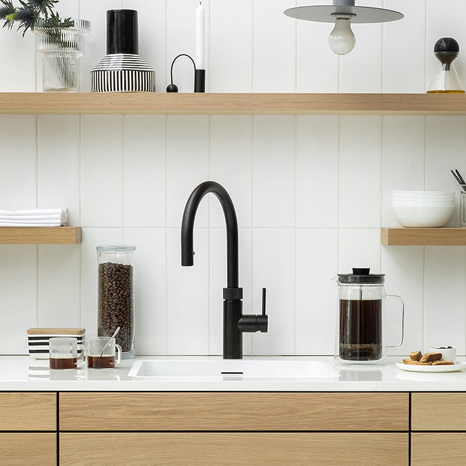 Quooker FXRBLKPRO Flex Pull Out Hose Tap with PRO3 Boiling Water Tank - Black