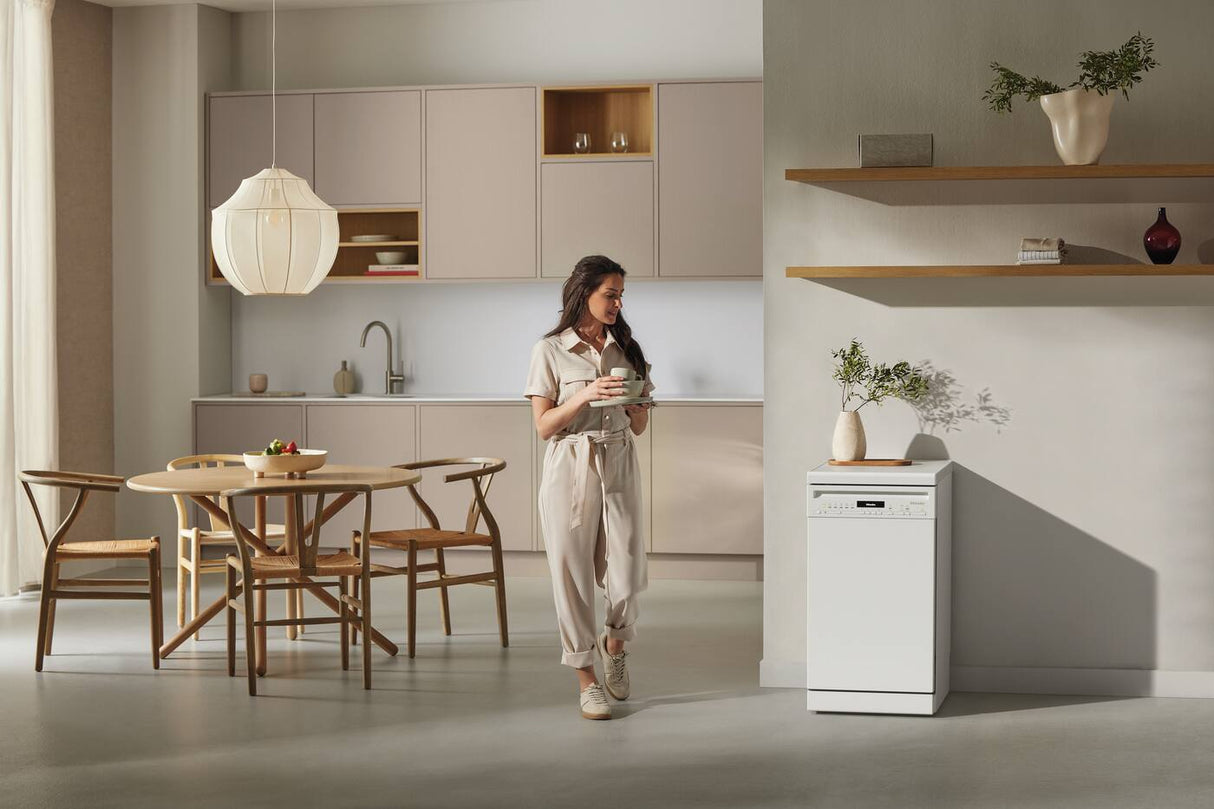 Miele G5740SC 45cm Wide White Freestanding Slimline Dishwasher