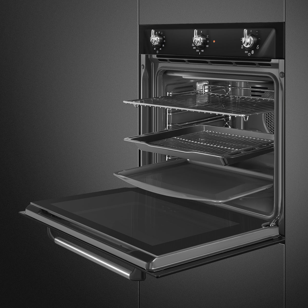 Smeg SF6905N1 Victoria 60cm Built-In Single Oven - Black