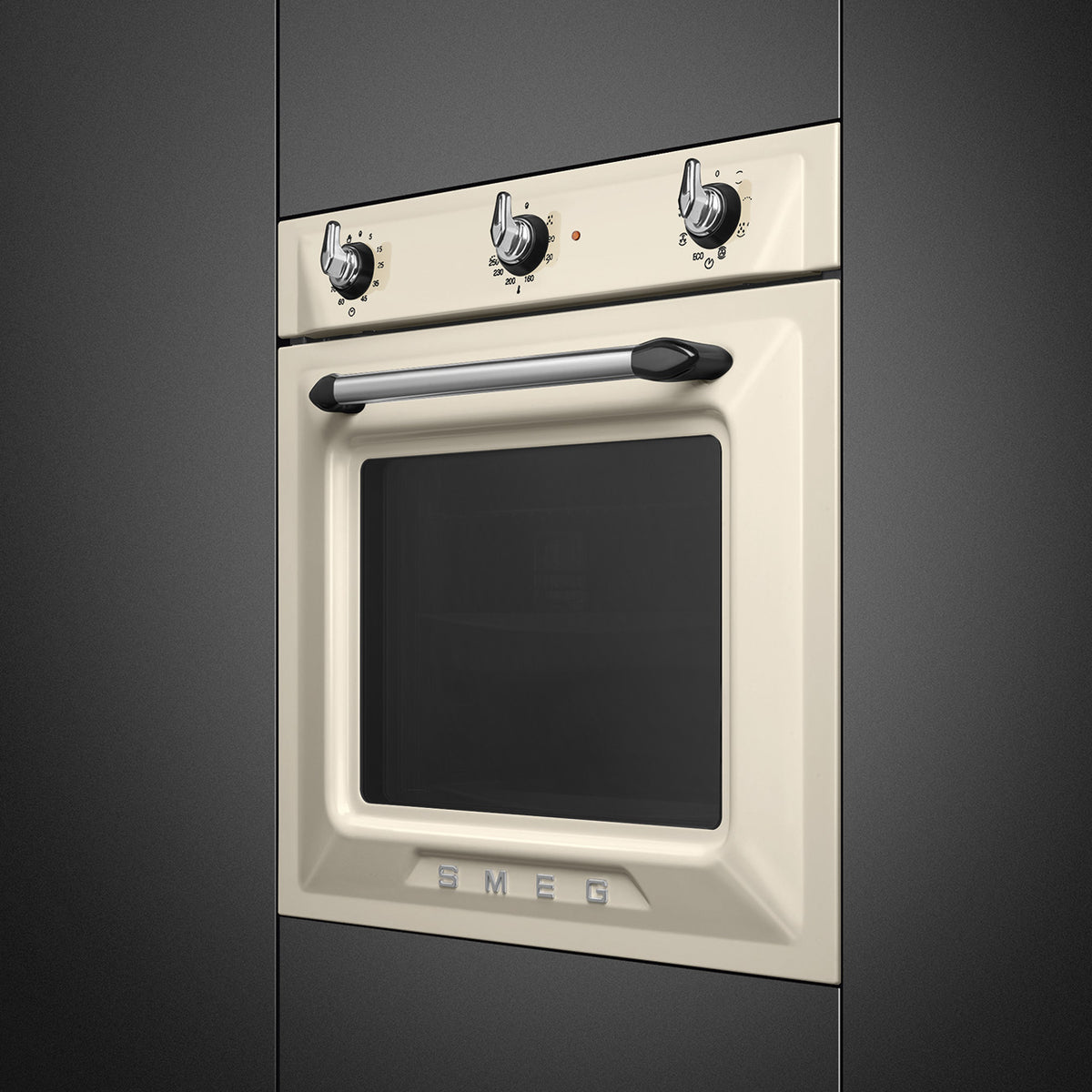 Smeg SF6905P1 Victoria 60cm Built-In Single Oven - Cream