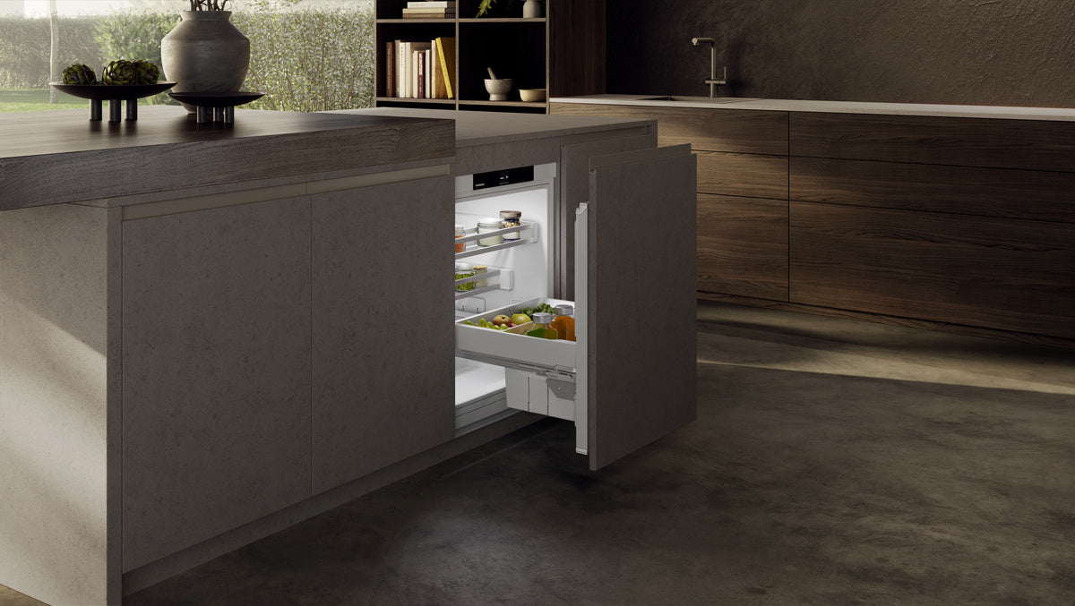LIEBHERR URPd365i Prime - Fully Integrated Under Counter Fridge