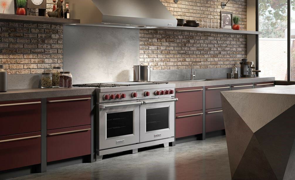 Wolf DF60650DG/S/P Dual Fuel Range - 6 Burners & Infrared Dual Griddle