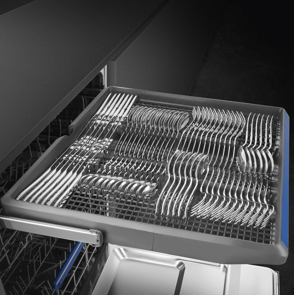 Smeg Universal DI362DQ Standard Fully Integrated Dishwasher - D Rated