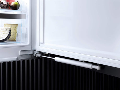Miele FNS7740D Fully Integrated Freezer – Fixed Hinge