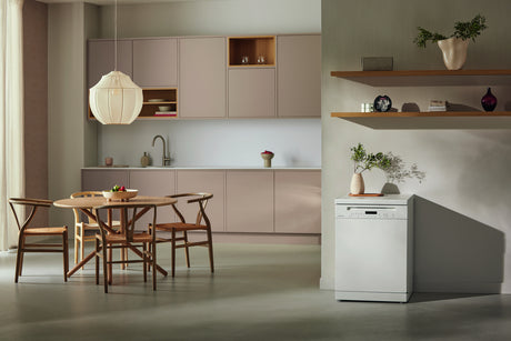 Miele G7040SC 60cm Wide White Freestanding Dishwasher