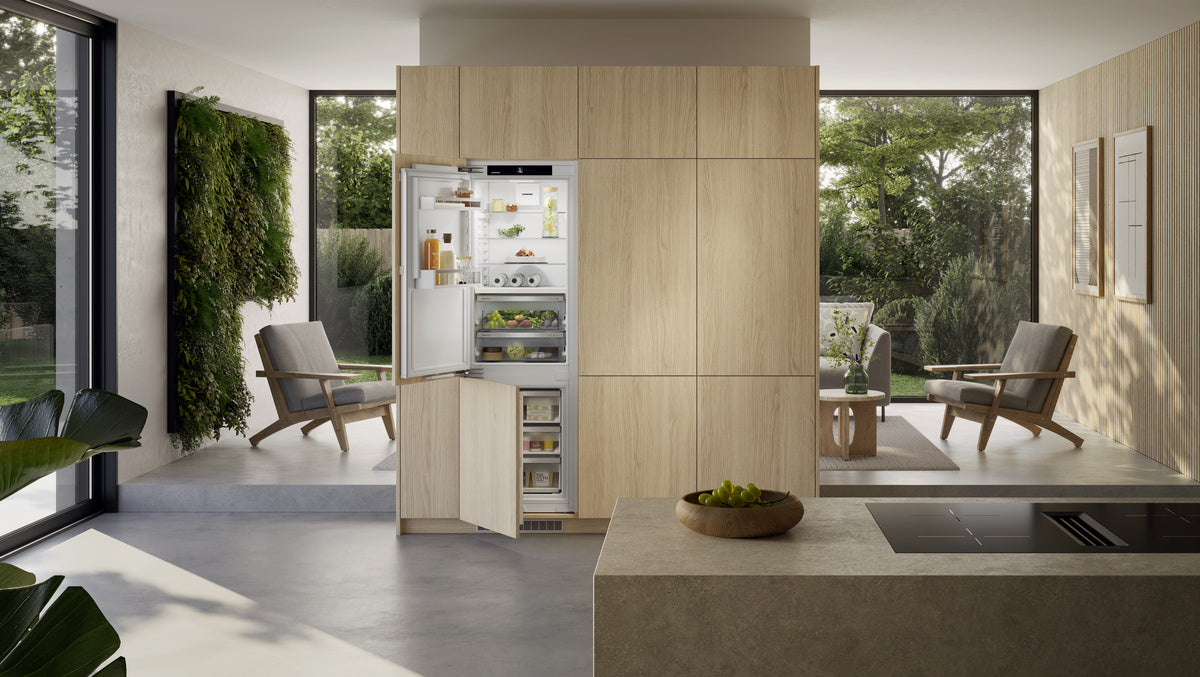 LIEBHERR ICBa 5123 Plus - Integrated Fridge Freezer with BioFresh