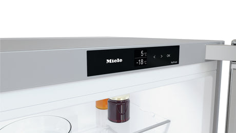 Miele KFN4375CD White Freestanding 60/40 Fridge-Freezer