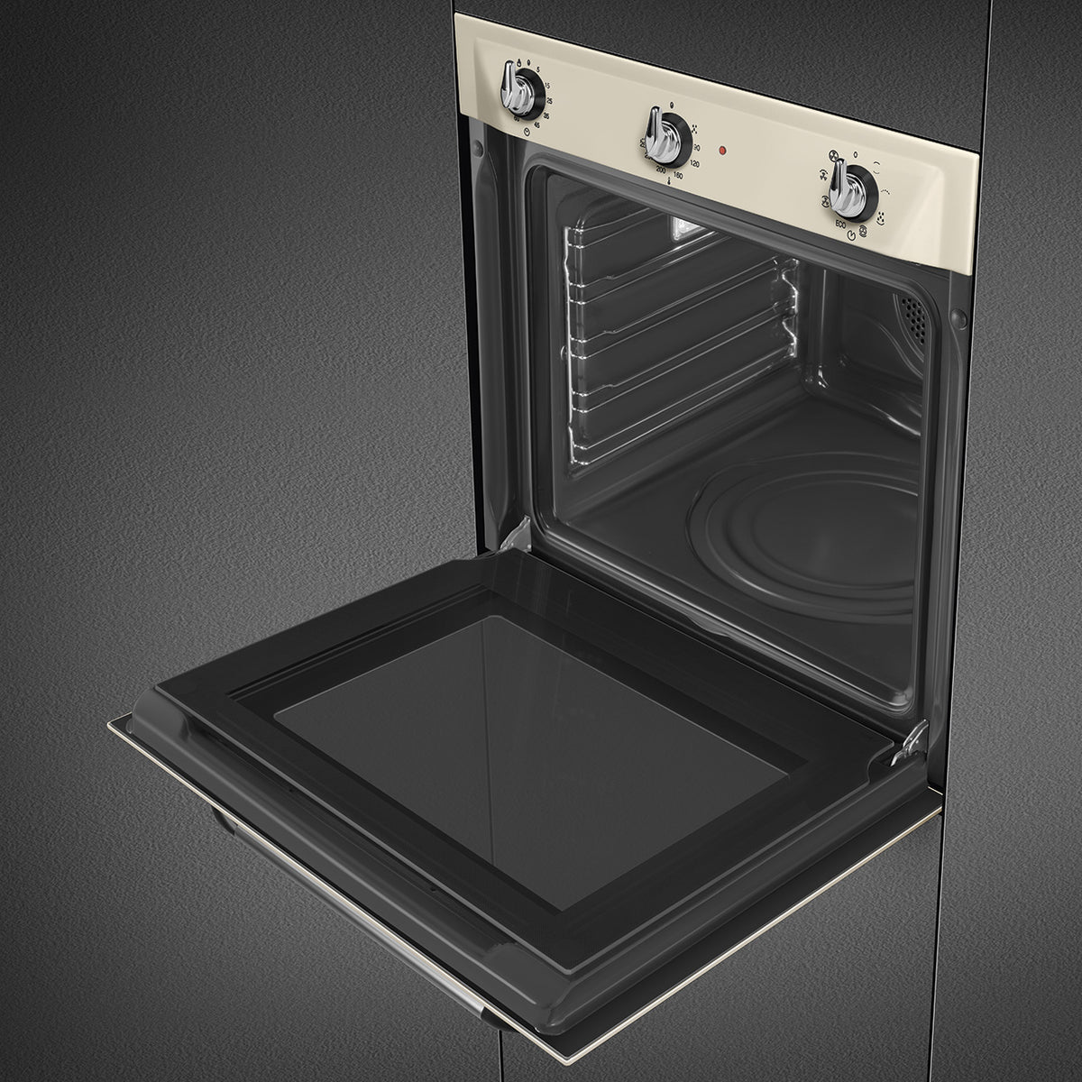 Smeg SF6905P1 Victoria 60cm Built-In Single Oven - Cream