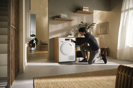 Miele TEA525WP White 8kg Freestanding Heat Pump Tumble Dryer