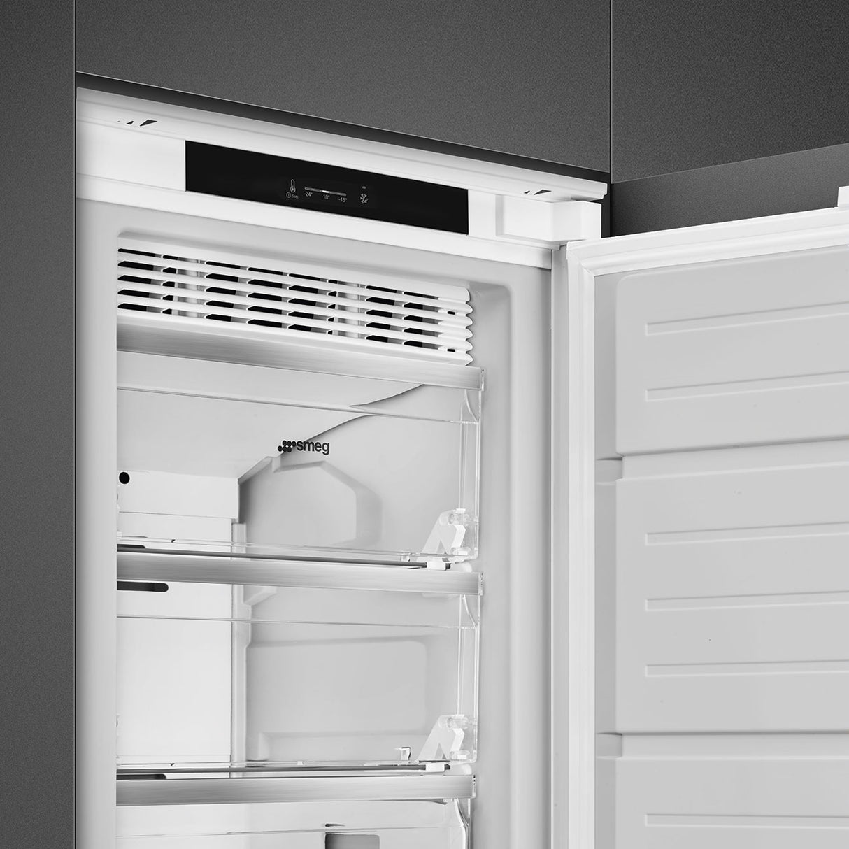 Smeg UKS9F174NE Integrated Freezer - 546 mm Wide