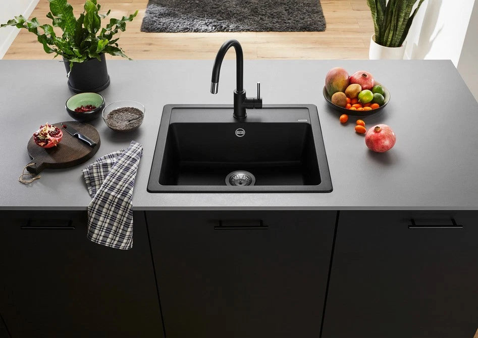 Blanco Legra 6 with Tap Ledge - 523334 - Silgranit 1.0 Bowl Inset Sink - White